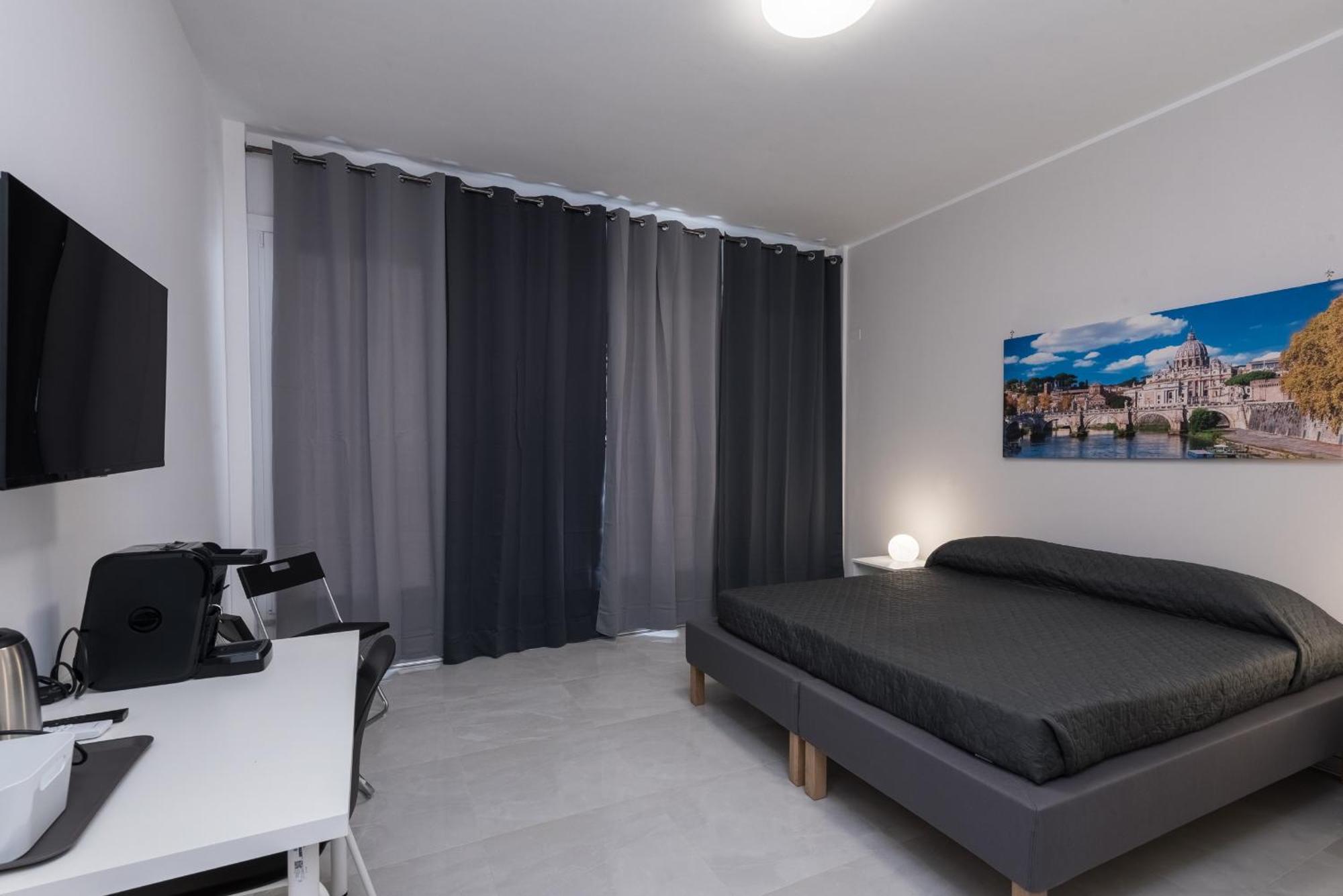 Travelershome Ciampino Airport Guesthouse 600M To Airport المظهر الخارجي الصورة