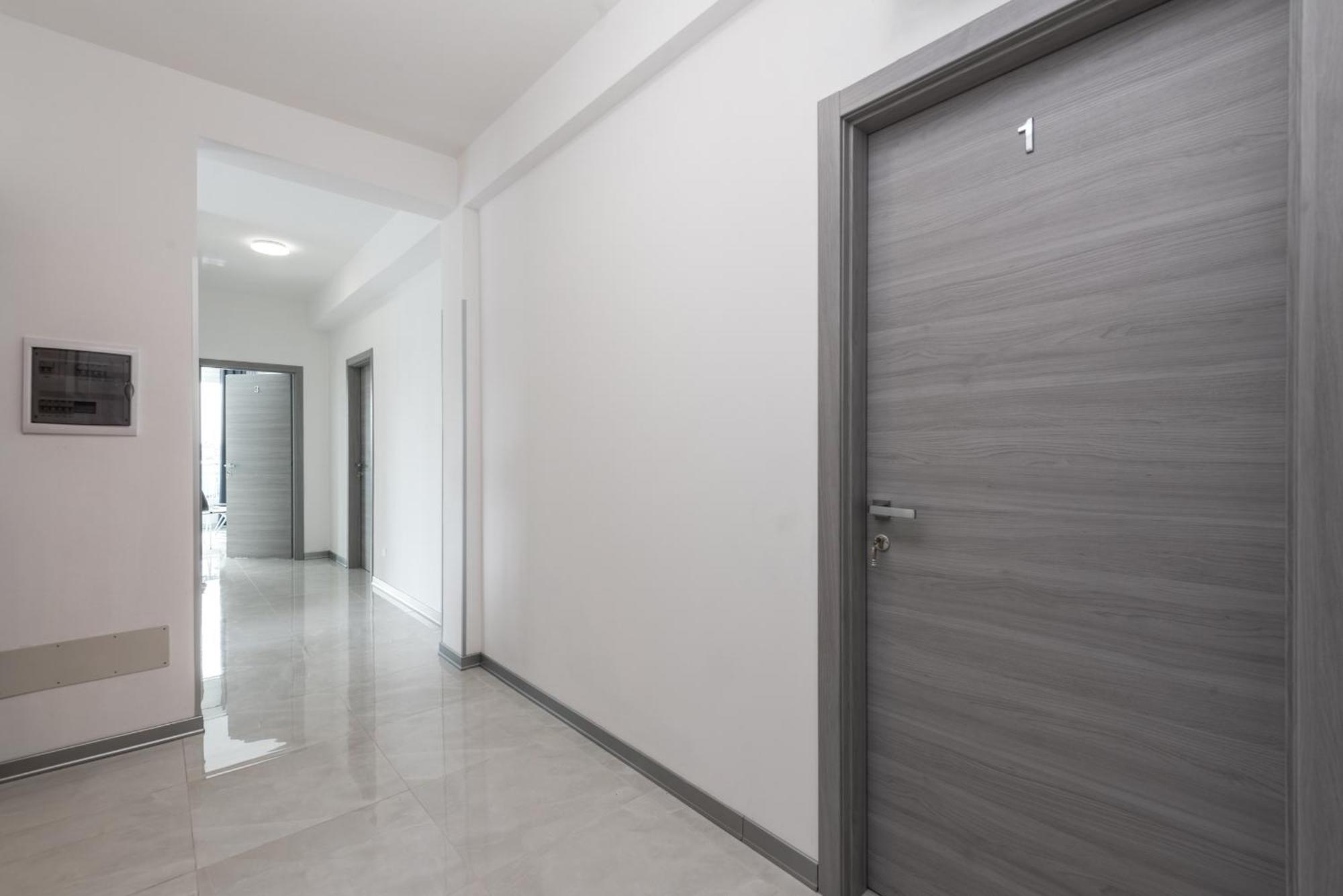 Travelershome Ciampino Airport Guesthouse 600M To Airport المظهر الخارجي الصورة