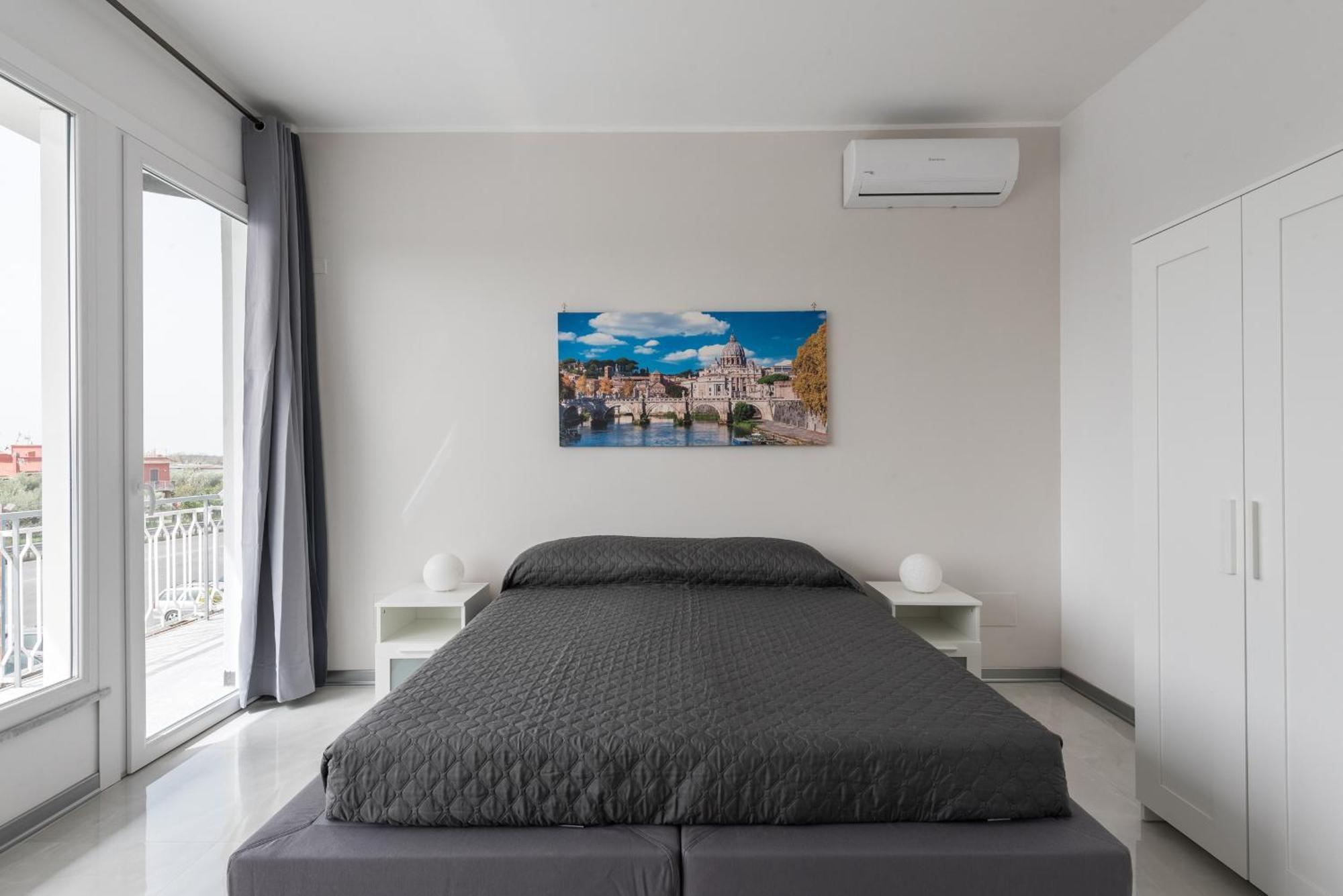 Travelershome Ciampino Airport Guesthouse 600M To Airport المظهر الخارجي الصورة